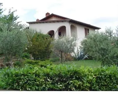 Tre Cipressi Villa Pontassieve 0*,
